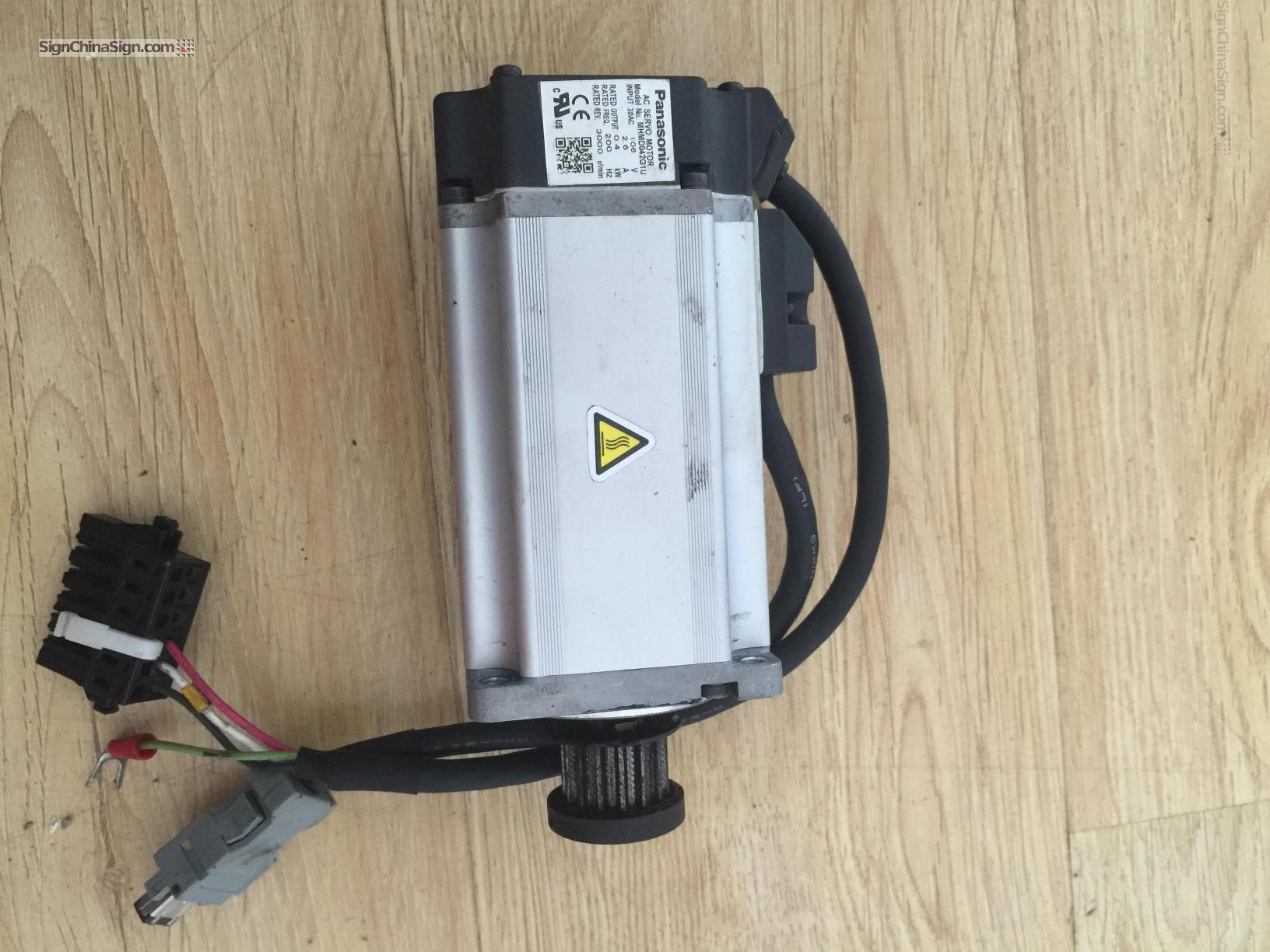 gongzheng panasoni motor MHMD042G1U